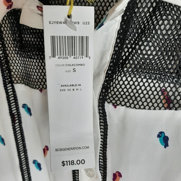 BCBGeneration White Dress Blue Pink Parrot Print Size S NWT - Picture 4 of 16